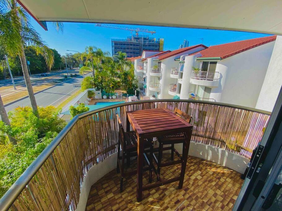 Broadbeach, Stylish Apartment Close To Everything Gold Coast Extérieur photo