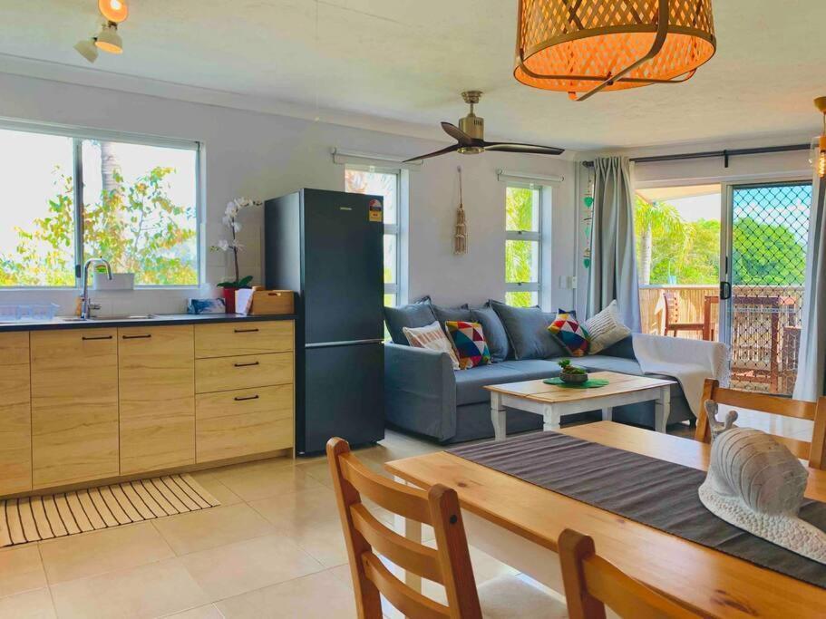 Broadbeach, Stylish Apartment Close To Everything Gold Coast Extérieur photo